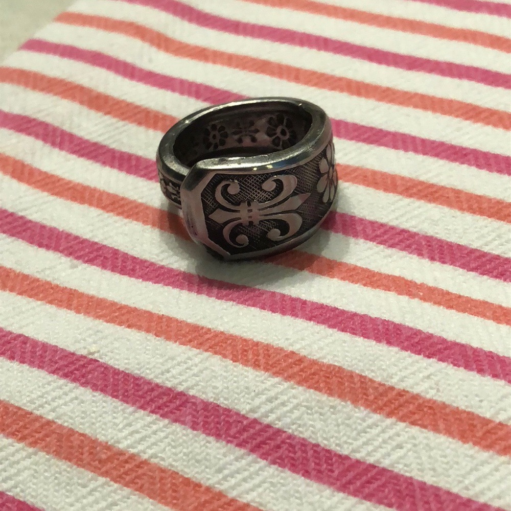 Handmade spoon ring - Picture 3 of 3